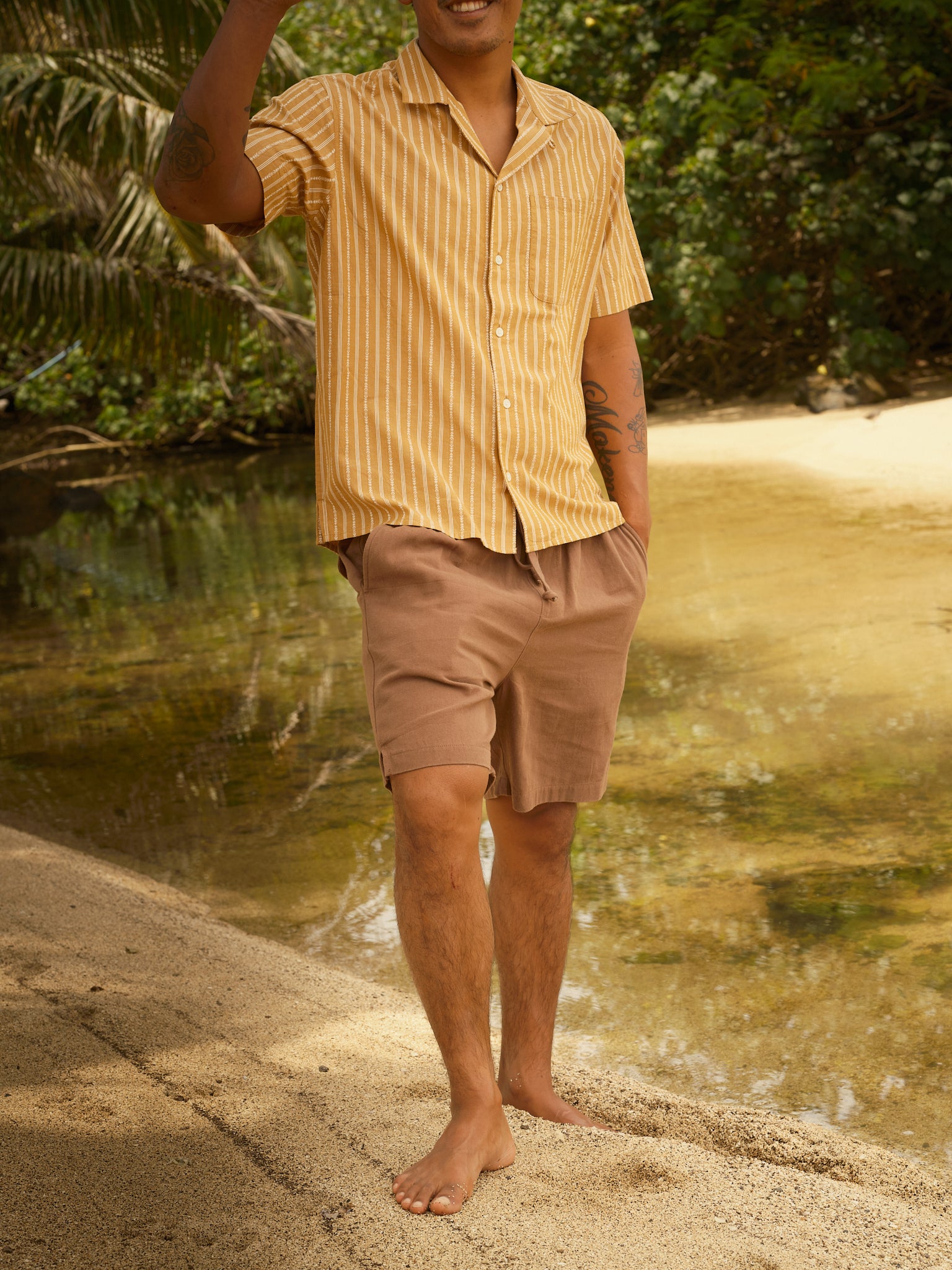 Cosmo Shirt - S - Mollusk Surf Shop
