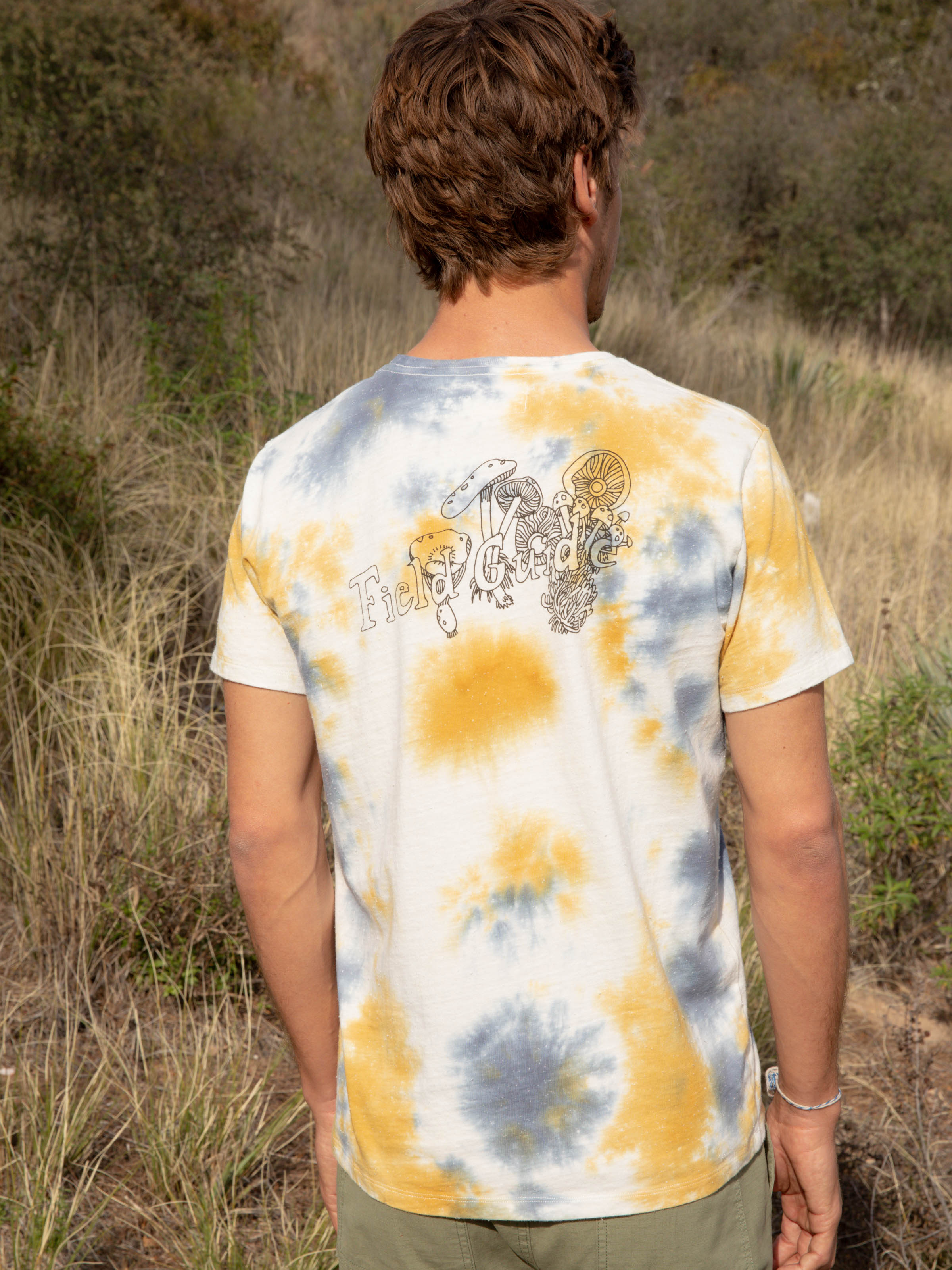 Field Guide Tee - S - Mollusk Surf Shop