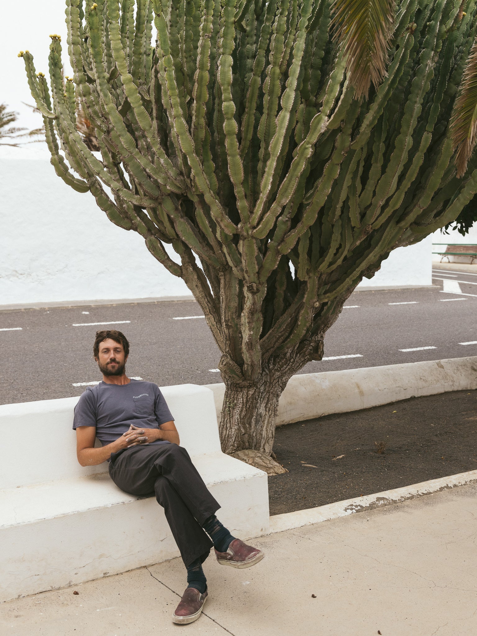 Flowmaster Tee - S - Mollusk Surf Shop