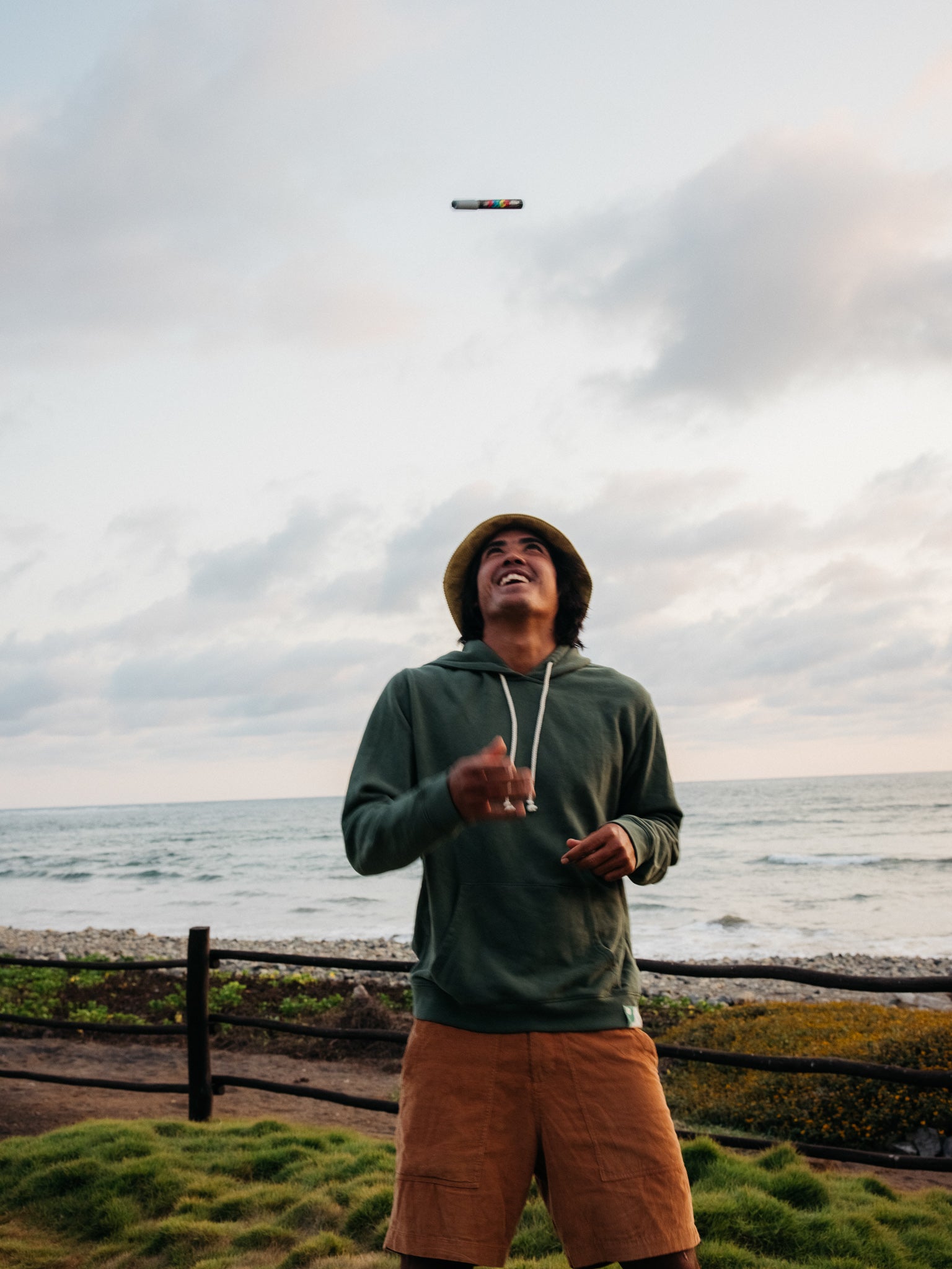 Max Pullover - S - Mollusk Surf Shop