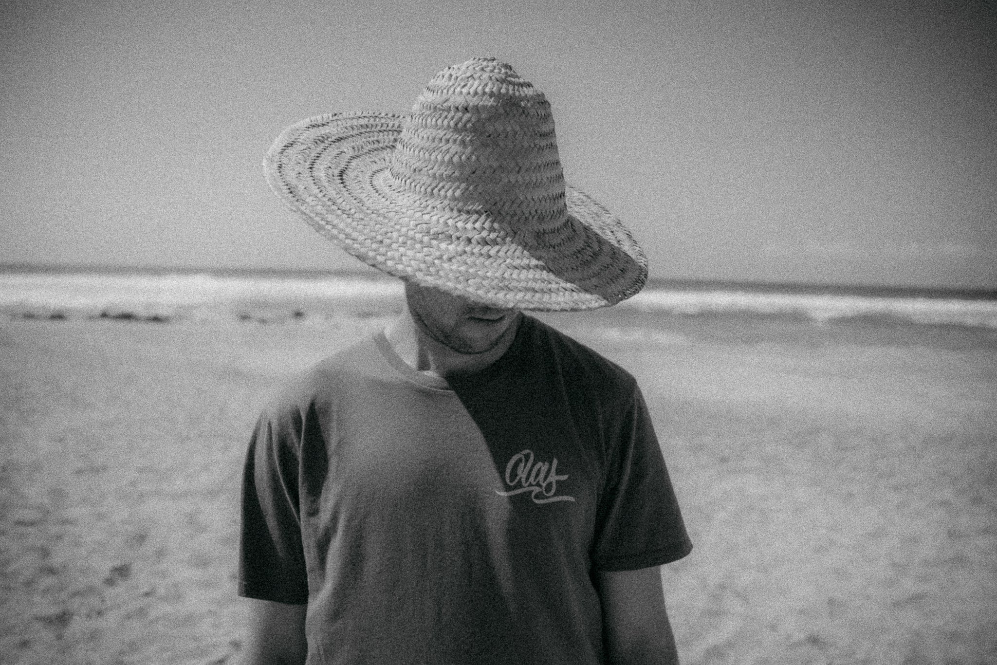 Olas Tee - S - Mollusk Surf Shop