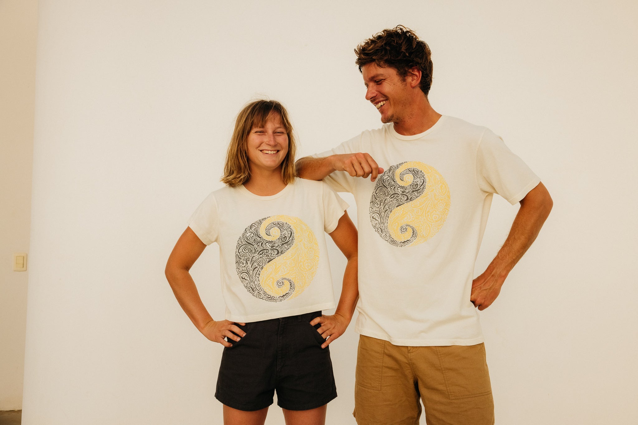 Oneness Tee - S - Mollusk Surf Shop