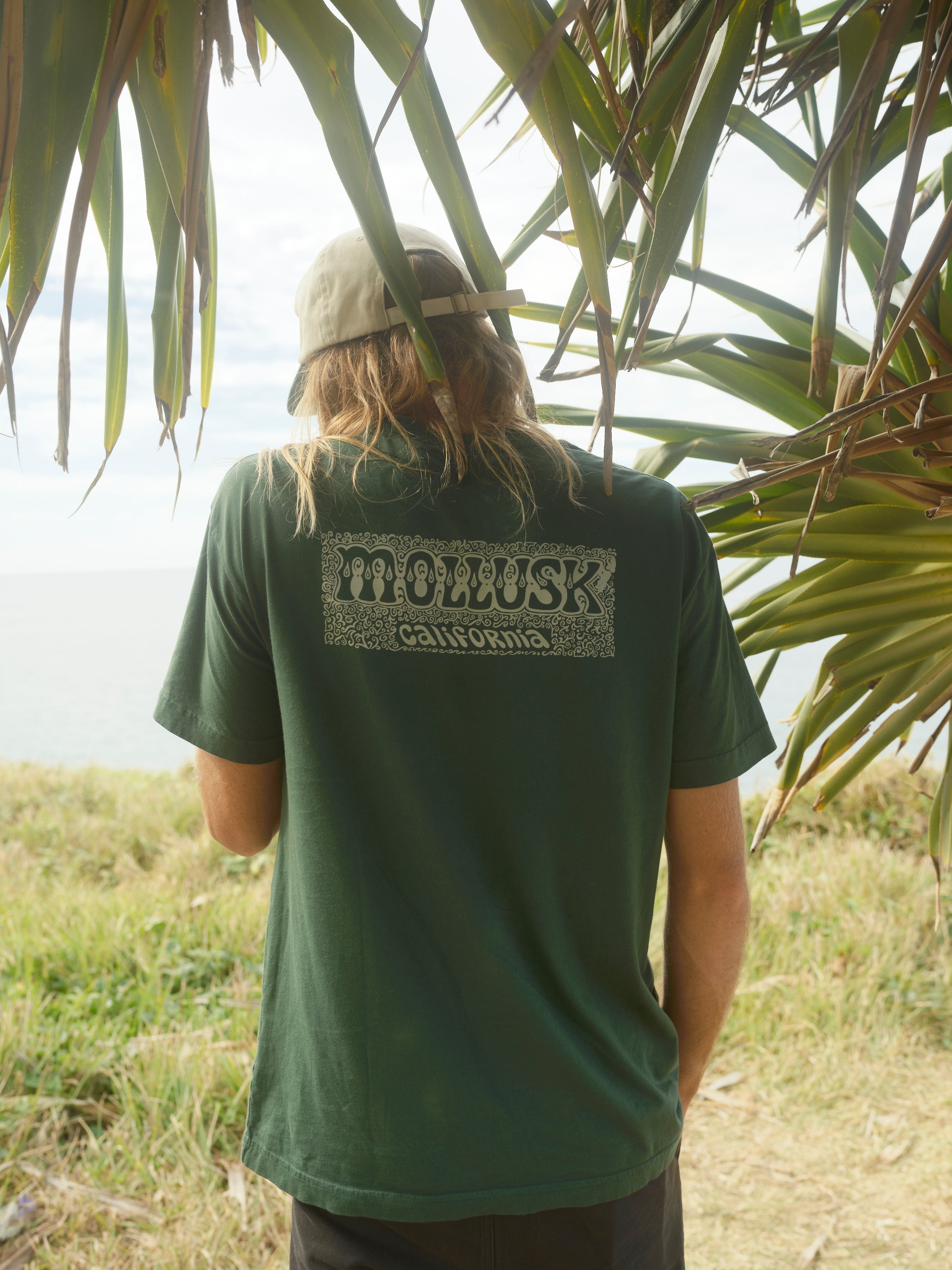 Poppies Tee - S - Mollusk Surf Shop