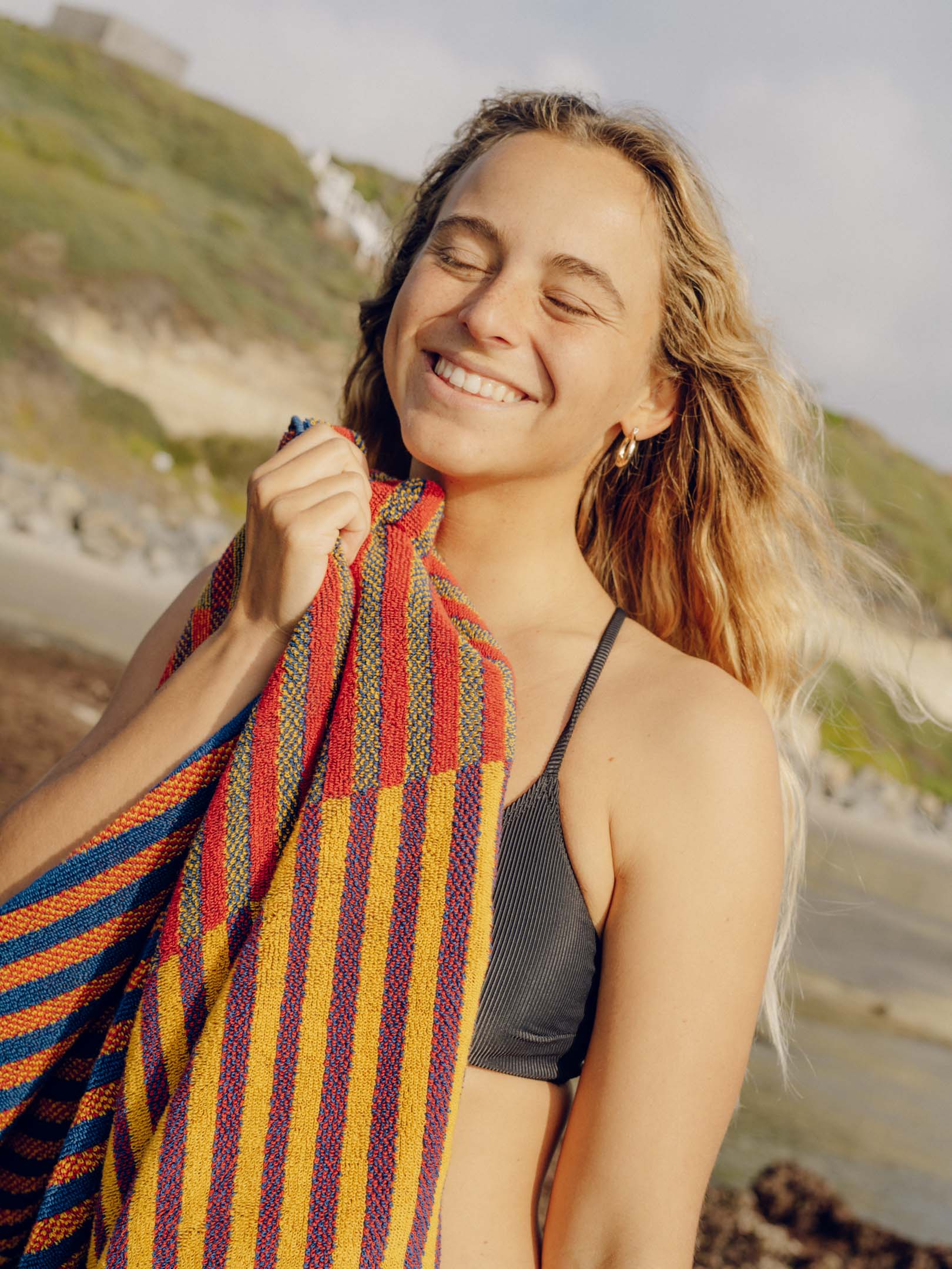 Spectrum Towel - OS - Mollusk Surf Shop