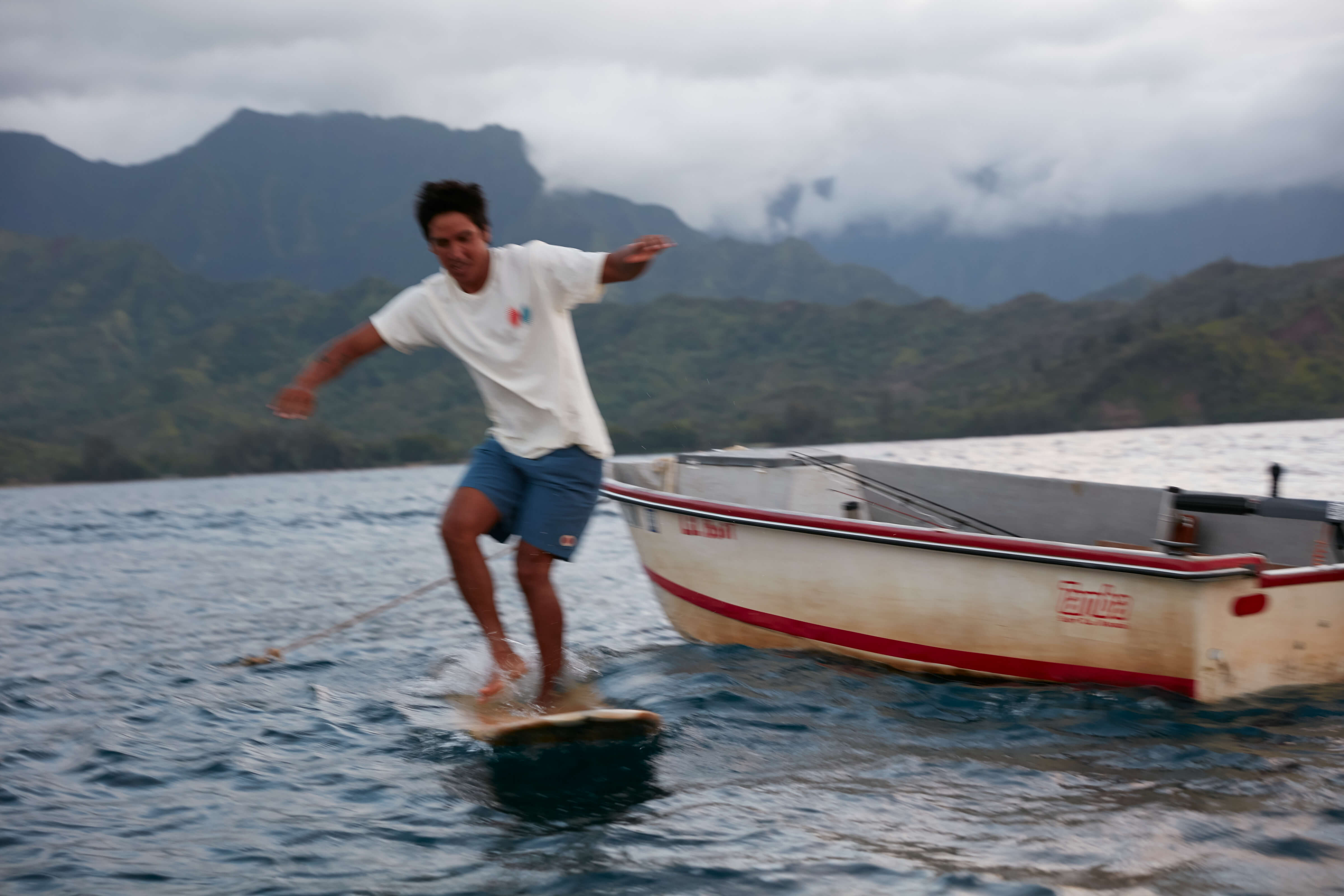 Split Sun Tee - S - Mollusk Surf Shop