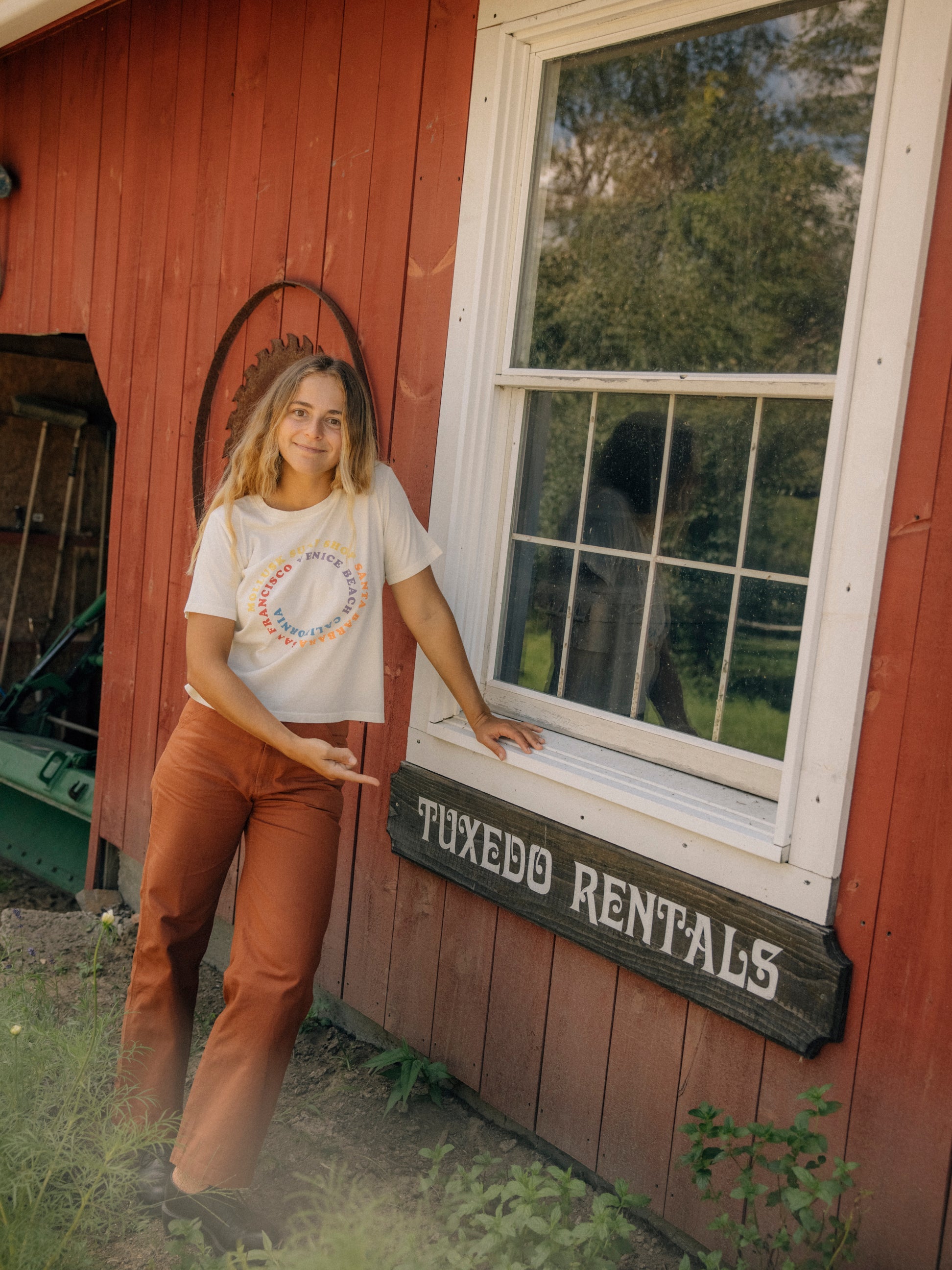 Synergy Circle Tee - XS - Mollusk Surf Shop