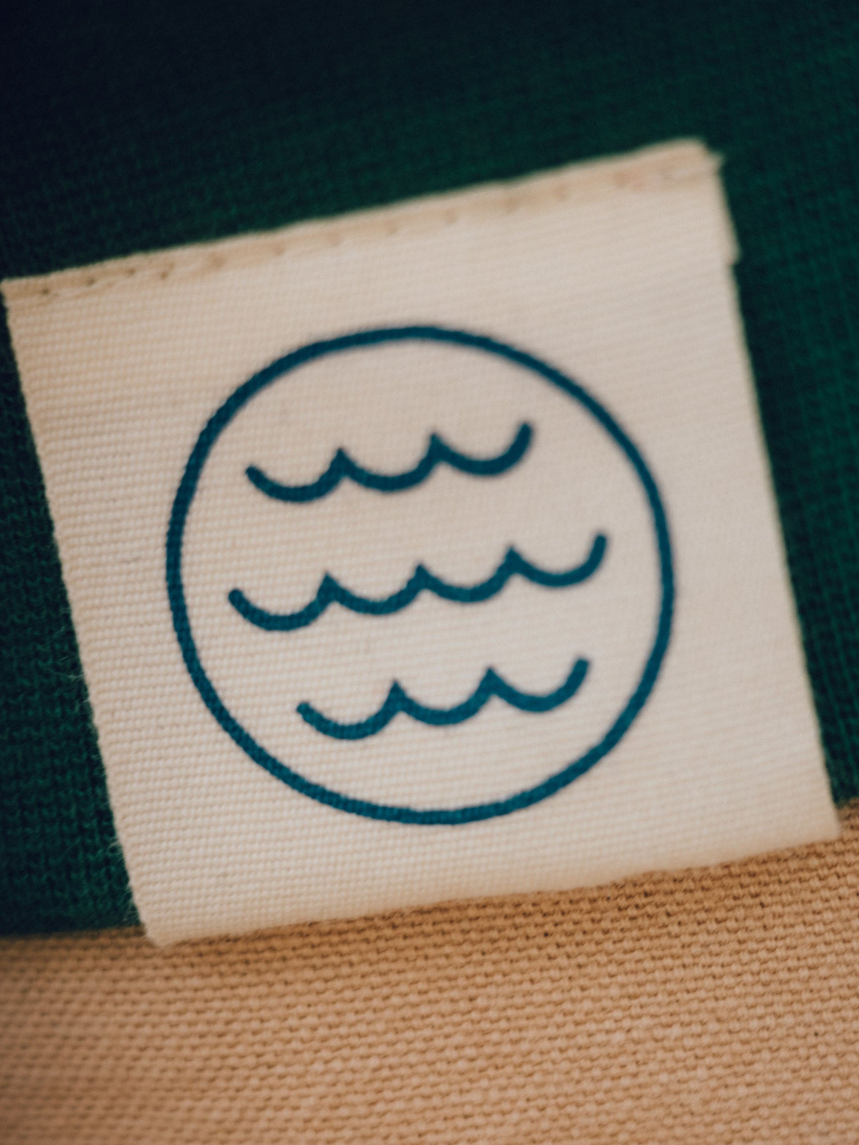 Wave Patch Crew - S - Mollusk Surf Shop