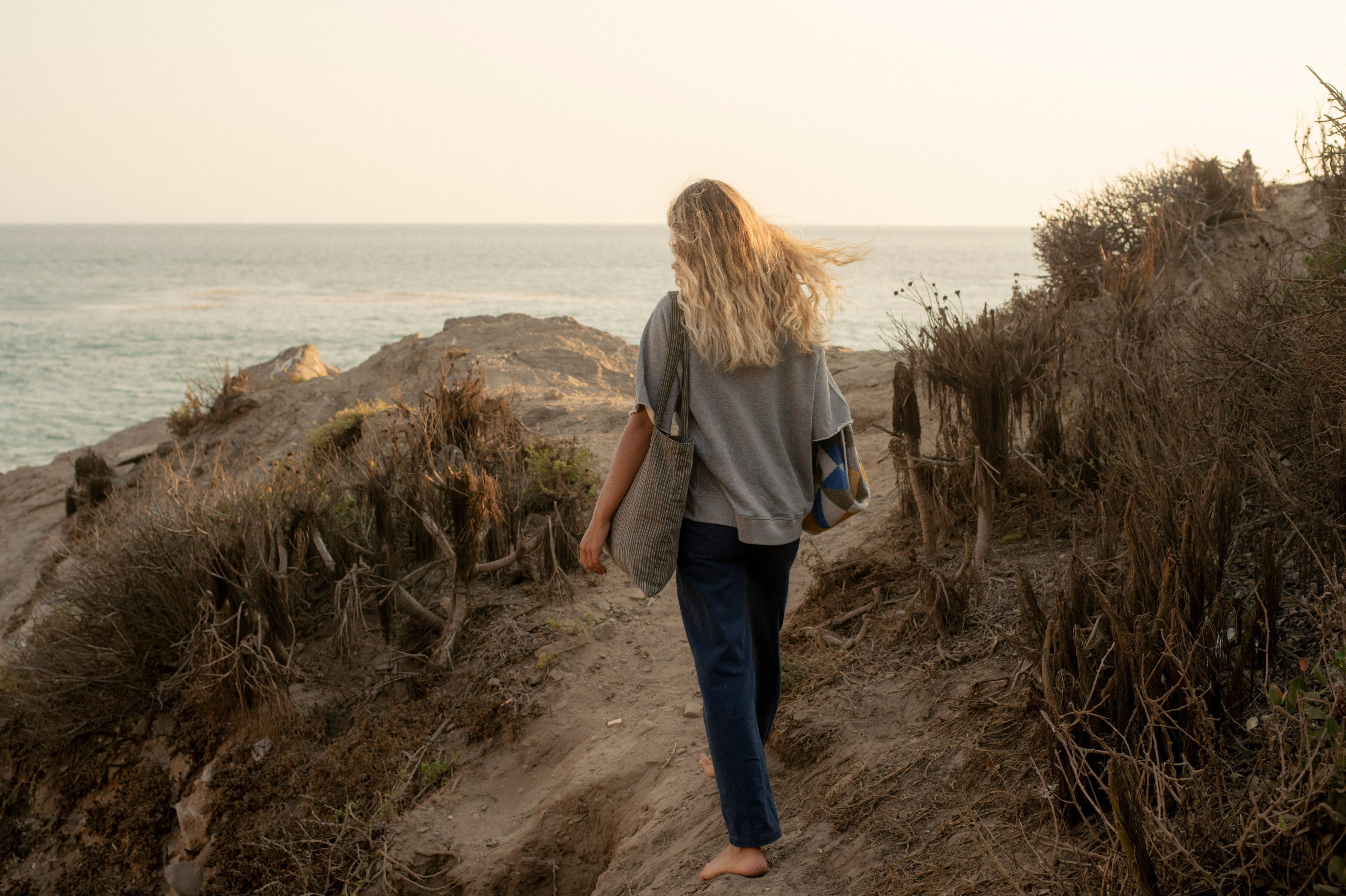 Womens Cut-Off Crew - XS - Mollusk Surf Shop