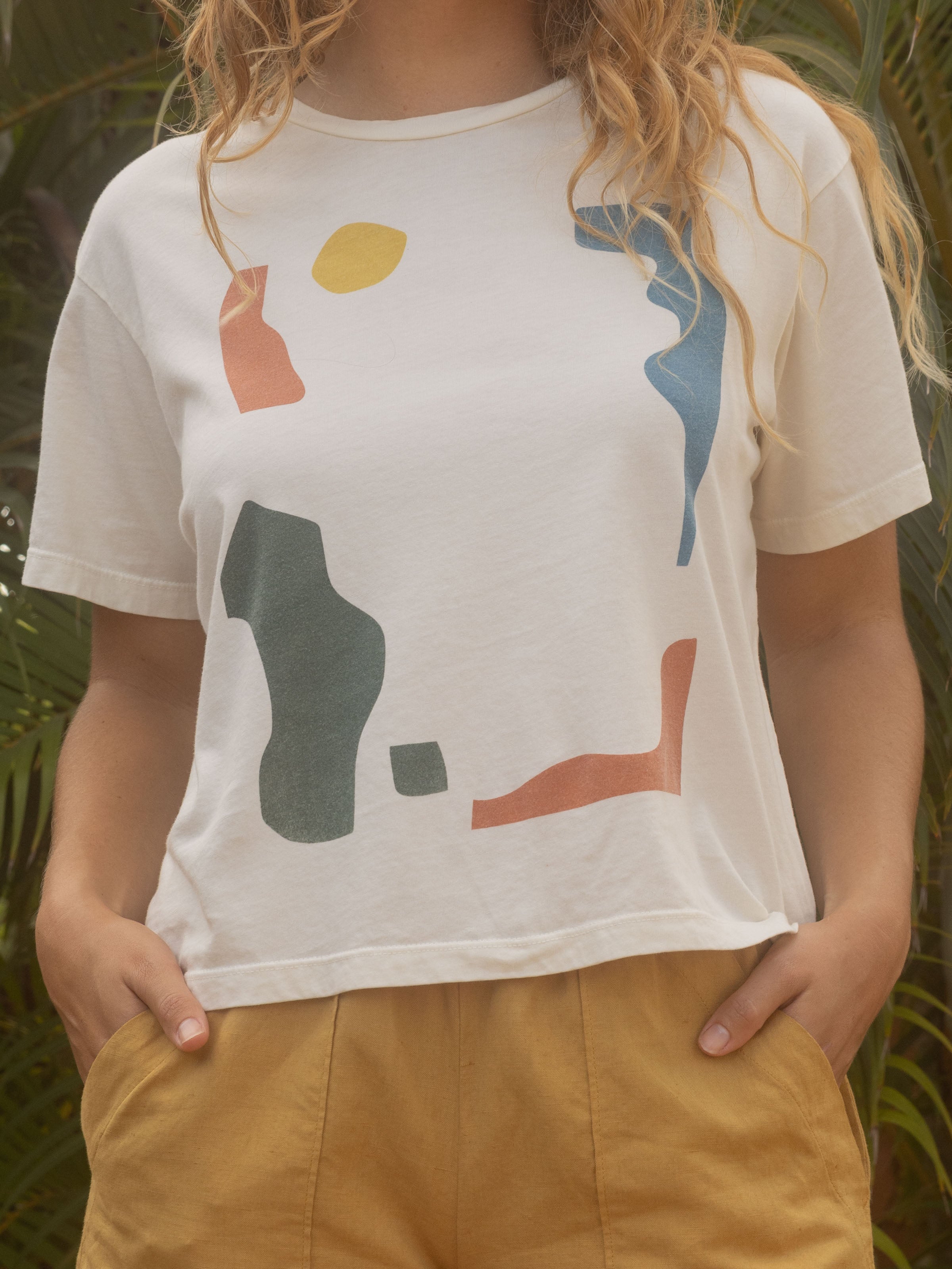 Womens Dimensions Tee - XS - Mollusk Surf Shop